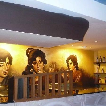 Celebrity Boutique Hotel Hyderabad Quarto foto